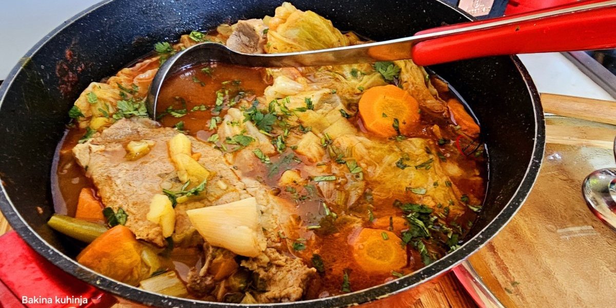 Sladak kupus sa sočnim krmenadlama! Idealan porodični ručak (VIDEO)