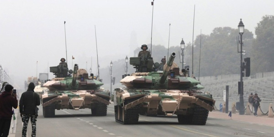 Svet broji sate do razornog rata?! Potvrđena šokantna vest: Napad počinje za 24 sata!