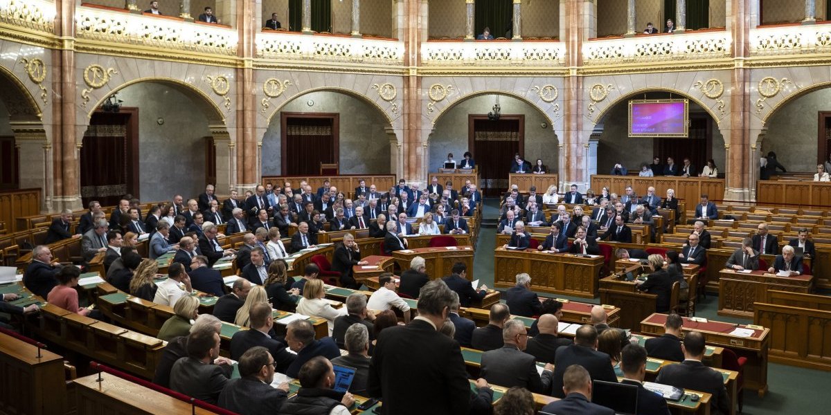 Mađarski parlament prelomio! Gotovo je, više ne žele da budu deo politizovane institucije!