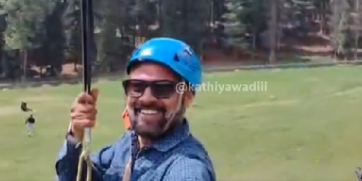 Uznemirujuće! Turista slučajno snimio trenutak terorističkog napada! Zvižde meci, ljudi padaju kao pokošeni!(VIDEO)