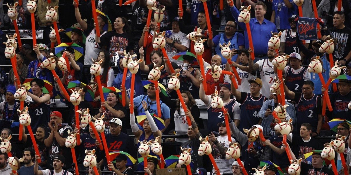 (FOTO) Planeta zgrožena, konjske glave za Jokića! Jezive scene u LA, Nikola na udaru sektaša?