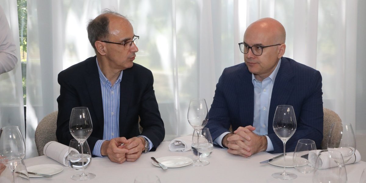 Za bolji život građana Srbije! Macut i Vučević razgovarali danas o političkoj i ekonomskoj situaciji u zemlji! (FOTO)