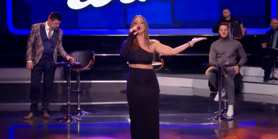 Zvezda Granda baca smeće sa terase! Javnost zgrožena njenim postupkom! (VIDEO)