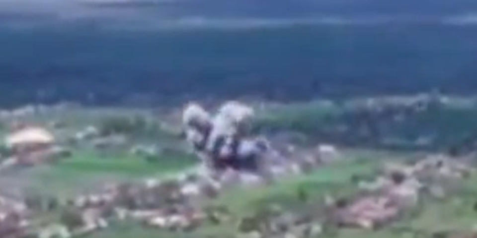 Do sada nezabeležen brutalan napad "Suhojima"! Pod žestokom artiljerijskom podrškom ruska pešadija ušla u Bogatir! (VIDEO)