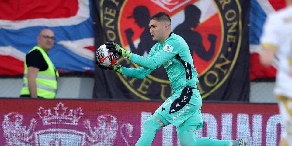 Ovakav kiks golmana odavno niste videli! Početnička greška Guteše donela vođstvo TSC-u (VIDEO)