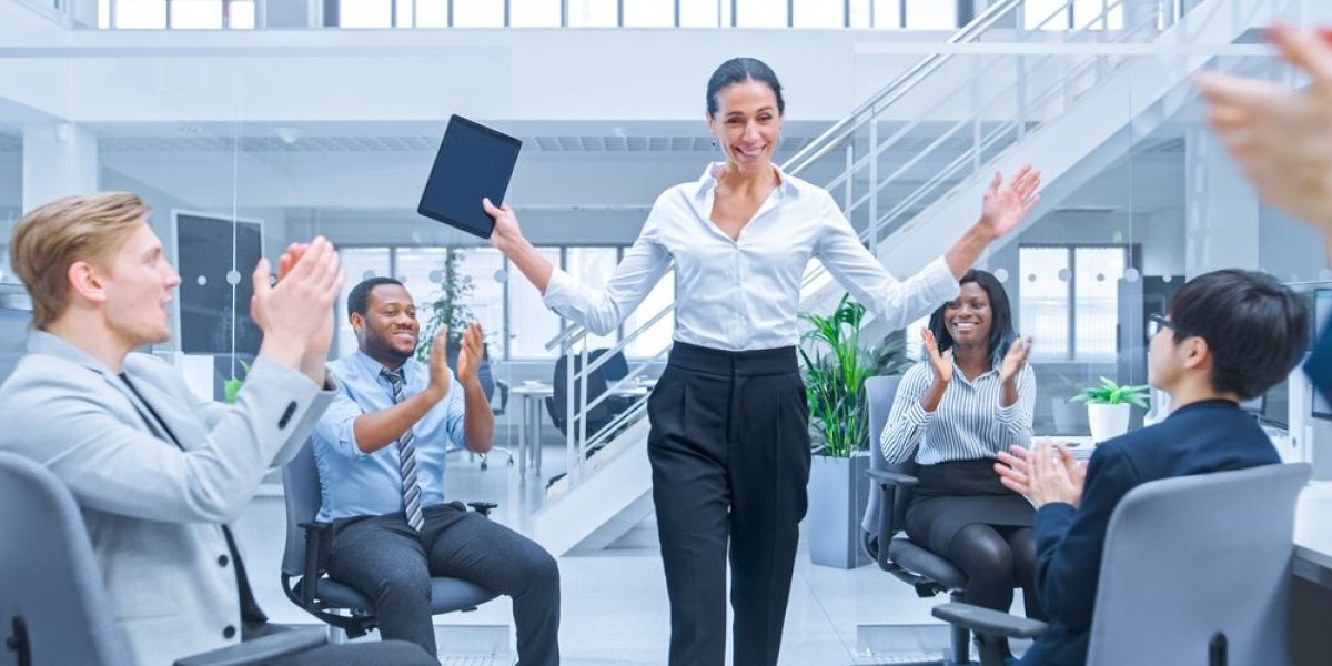 Ovi poslovi su idealni za starije od 55 godina: Plate su visoke, a fizička aktivnost mala