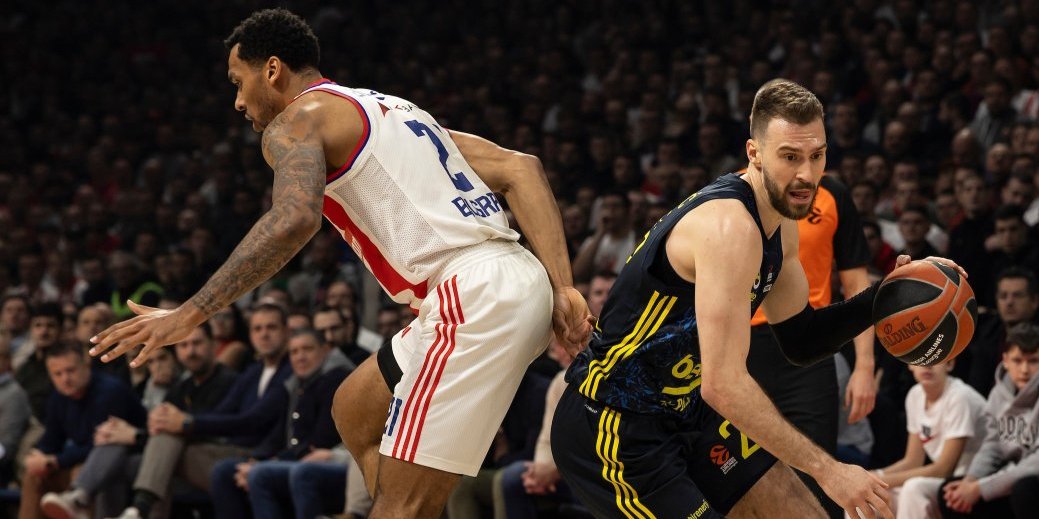 Borba za Gudurića! Fenerbahče povukao prvi potez i ponudio produženje ugovora