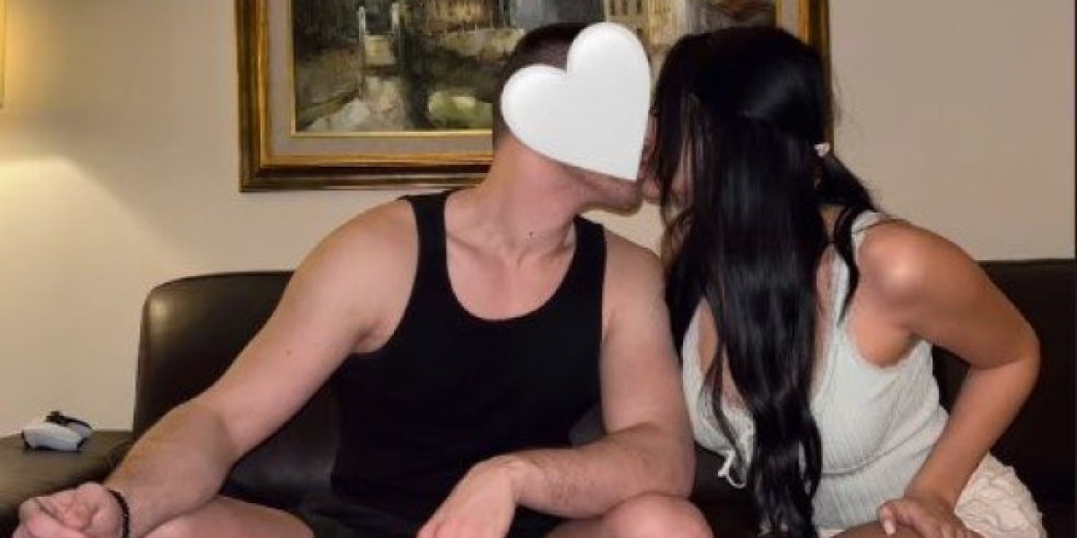 Nina Đogani sa dečkom