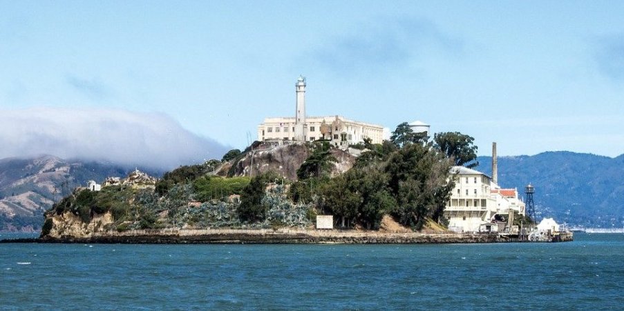 (VIDEO) Znate li priču o Alkatrazu - brutalnom zatvoru-tvrđavi koju Tramp želi da oživi?! U njemu je tamnovao i Al Kapone!