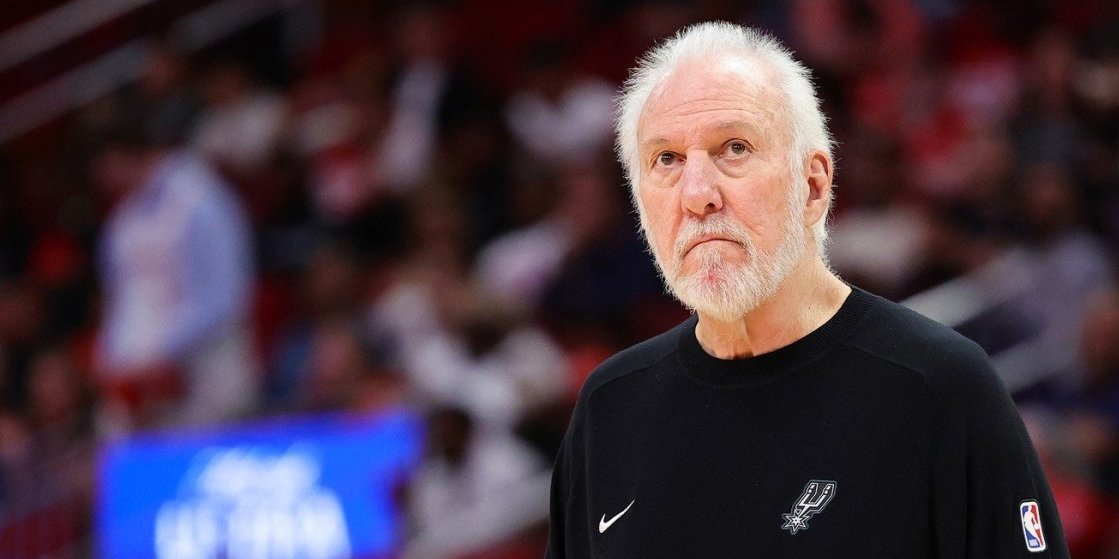 Greg Popović prvi put u javnosti posle moždanog udara! Otežano se kreće,  ruku ne može da pomeri (VIDEO)