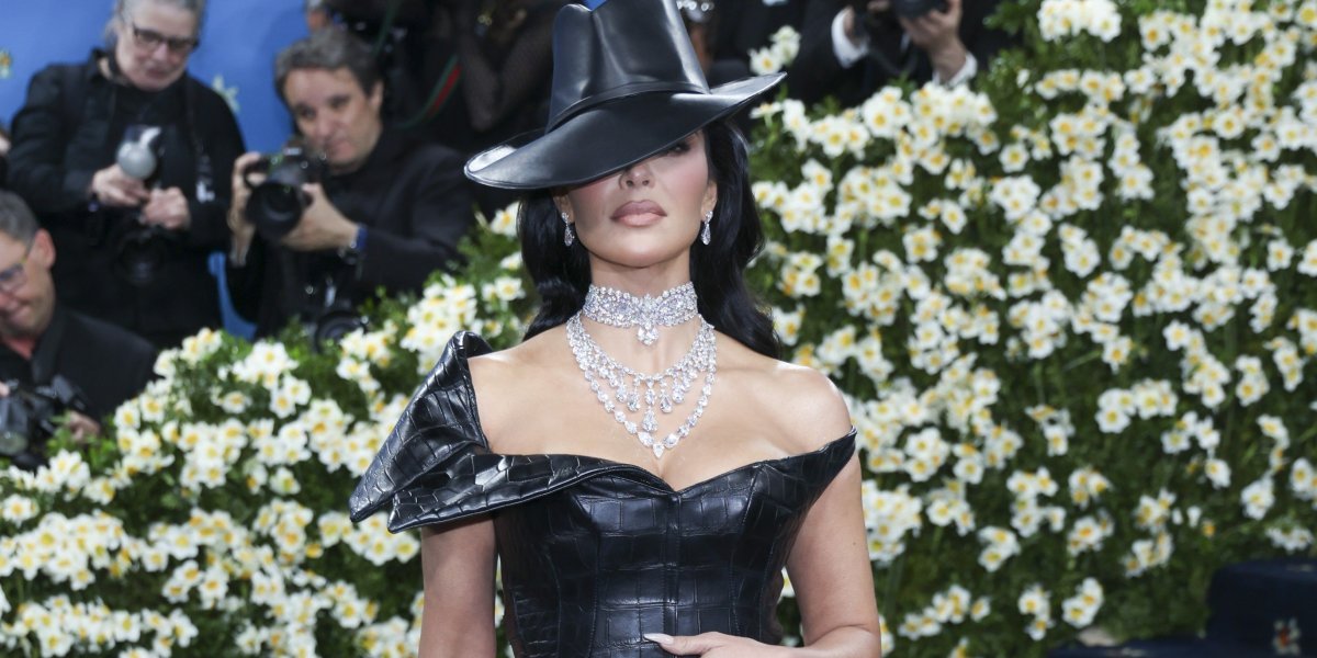 Skandal na Met Gali! Kim Kardašijan pobesnela na obezbeđenje i napravila haos (VIDEO)