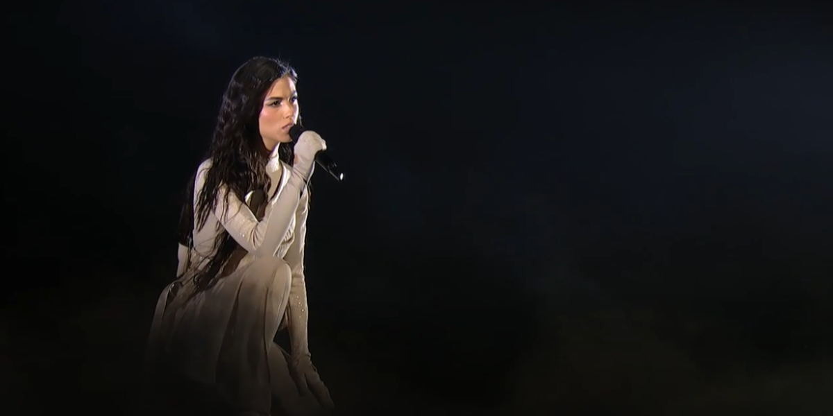 Pevačica (32) pokazala svog duplo starijeg momka! Mreže se usijale nakon njihove fotografije