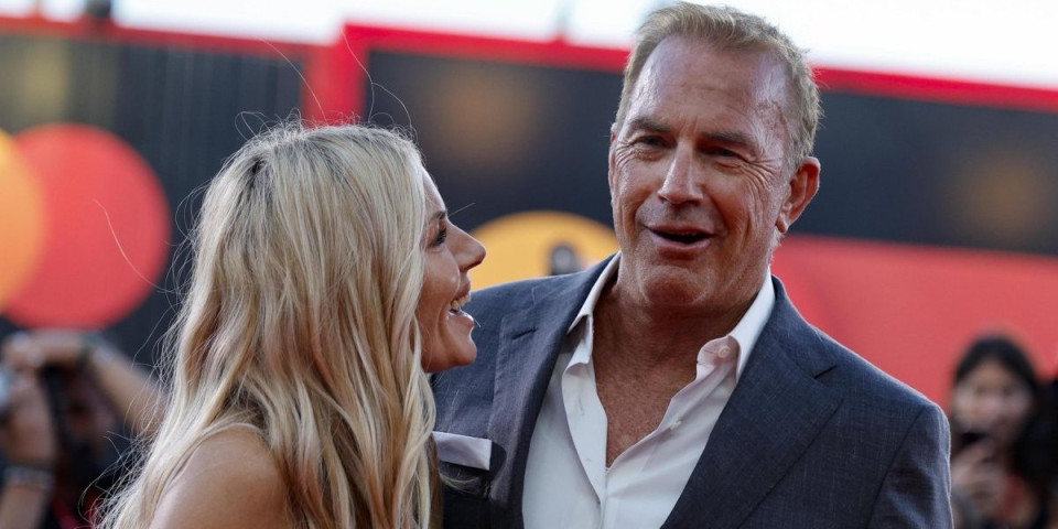 Kevin Kostner glumi Bila Klintona: Holivud bruji, a detalji projekta su totalno ludi