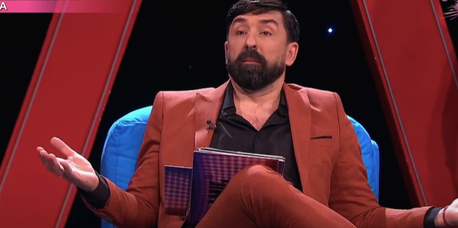 Pevač napravio haos u studiju! Ognjen Amidžić od nervoze pobacao sve papire: "Stvaraš mi probleme!"