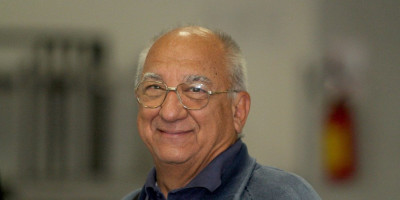 Malo je poznato da je legendarni glumac Ivan Bekjarev, koji nas je napustio 2020. godine, tokom života nosio čak tri različita prezimena.