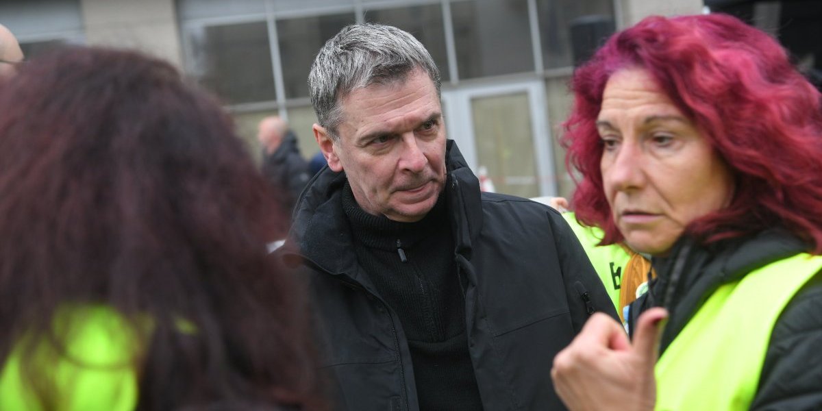 (VIDEO) Ekološki taliban spreman na sve! Ćuta poziva na upad u Narodnu skupštinu i novi Peti oktobar!