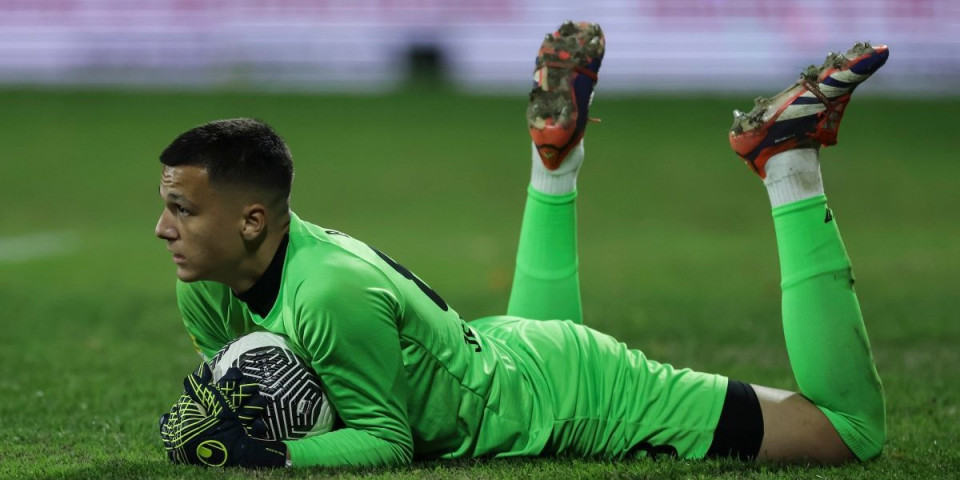 Partizan ne mora da brine zbog golmana! Stiže pojačanje za crno-bele