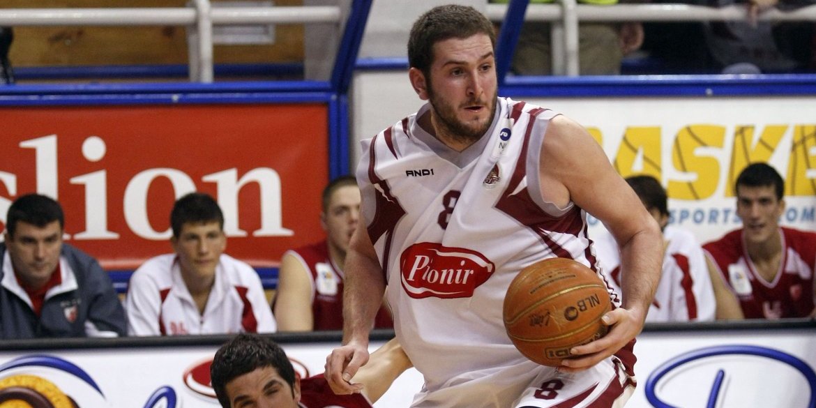 Oglasila se Crvena zvezda povodom smrti Dragana Labovića