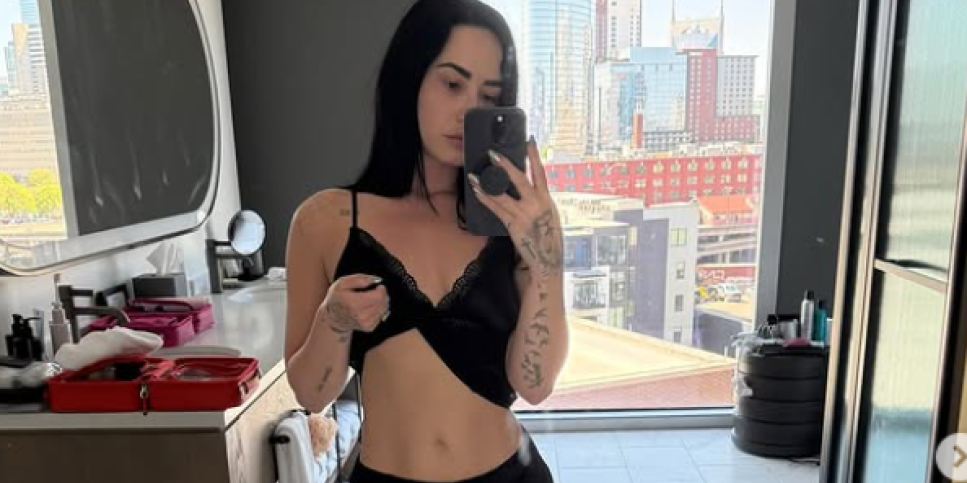 (FOTO) Nekad drogirana i izgubljena, danas izgleda kao boginja! Omiljena dečija glumica postala kraljica mršavljenja