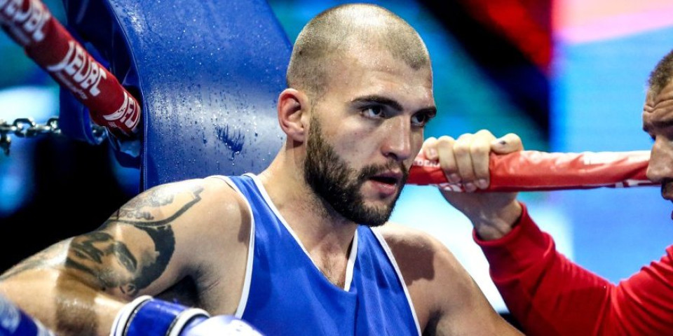 Veljko Ražnatović zadobio ozbiljnu povredu: "Čeka me period oporavka i terapija"