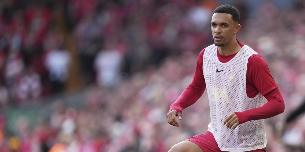 "Enfild" ne prašta izdaju! Trent dočekan i ispraćen zvižducima (VIDEO)