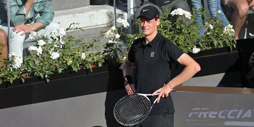 Siner odgovorio na vruće pitanje novinara, evo ko je devojka koja je viđena sa Italijanom(VIDEO)