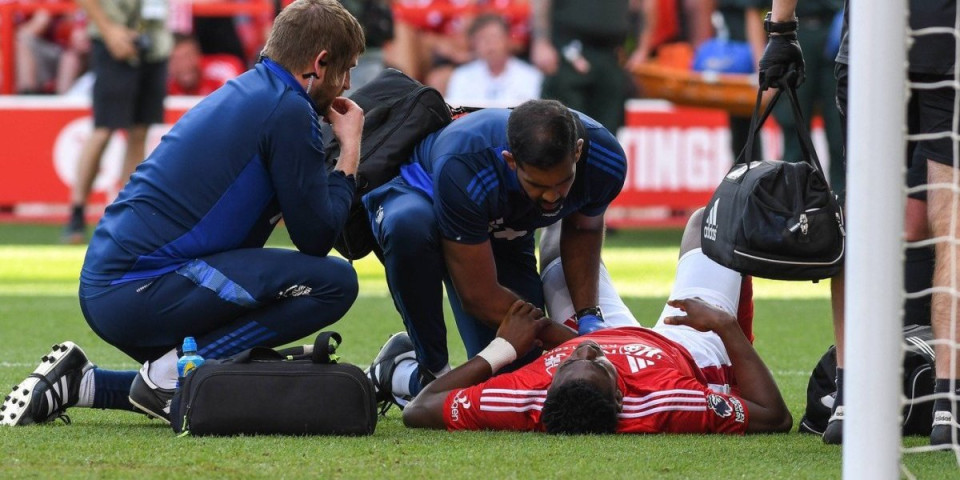 Blekijev saigrač u komi: Stravične vesti stižu iz Premijer lige