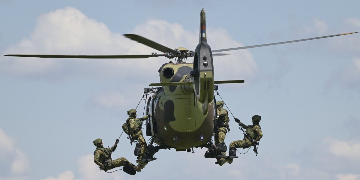 Vojska Srbije digla helikoptere: Na nogama 72. brigada, specijalna misija borbene jedinice (FOTO)