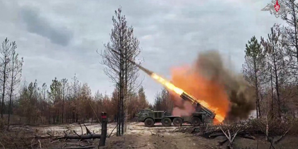 Pokrovsk na ivici ponora! Rusi kidaju logistiku, Ukrajinci bacaju rezerve u vatru