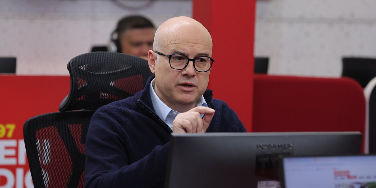 Vučević: Vučić neće popustiti pod ucenama, blokade besmislene i nasilne