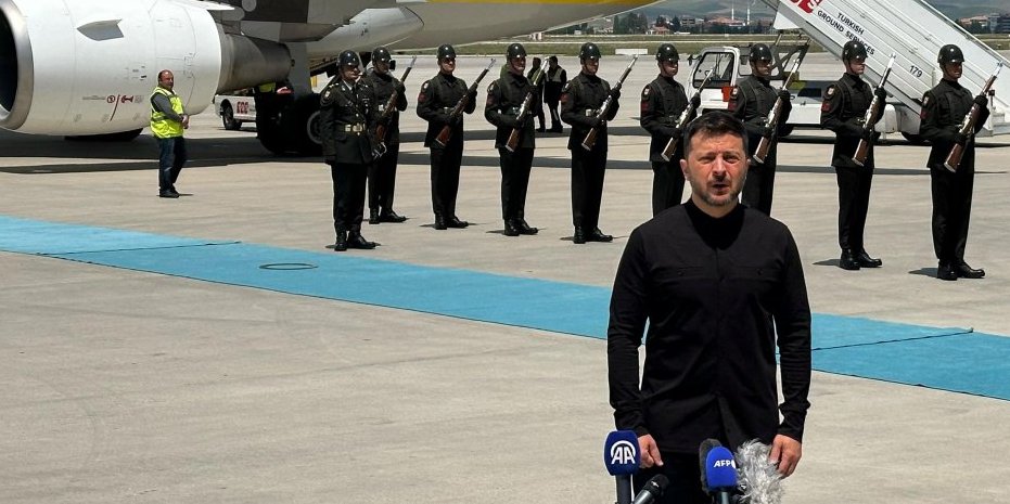 Kakve reči Zelenskog po sletanju u Ankaru: Ovo je na Putinov račun