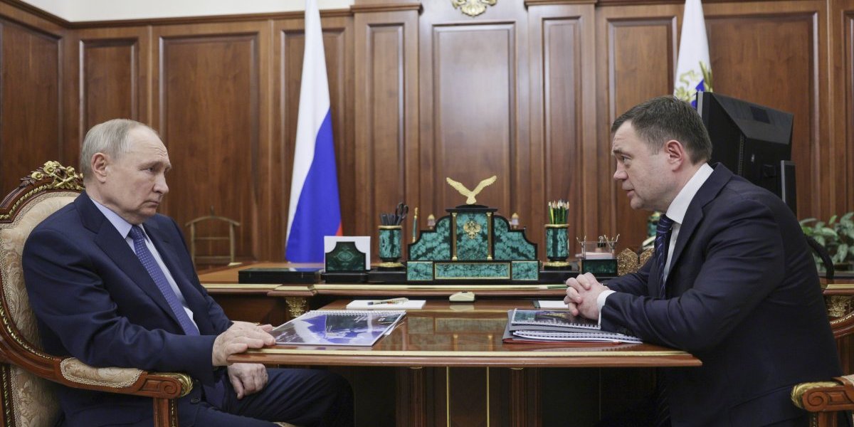 Putin neće na pregovore sa Zelenskim, ali se danas sastao sa ovim bitnim čovekom (FOTO GALERIJA)