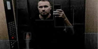 Službenici Uprave policije izvršili su pretrese objekata koje se dovode u vezu sa Radojem Zvicerom.