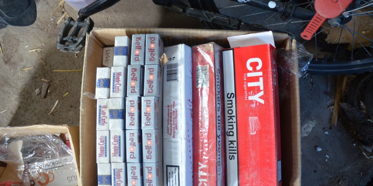 Zaplenjeni boksovi cigareta