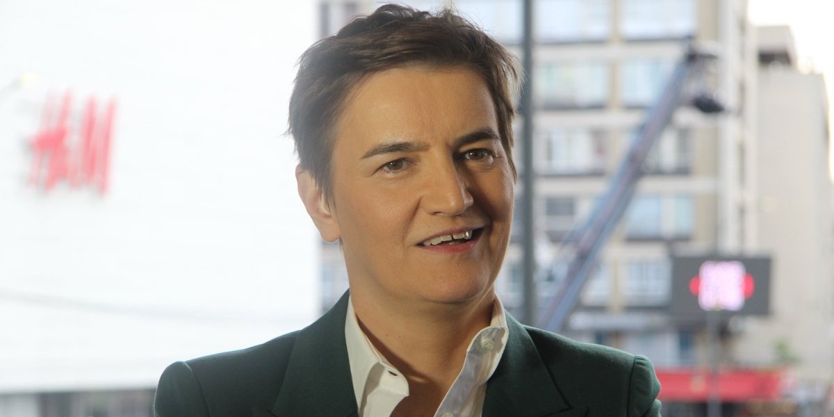 (VIDEO) Brnabić srela čuvenu baku iz Kosjerića: Čuvajte Vučića, moramo da se borimo