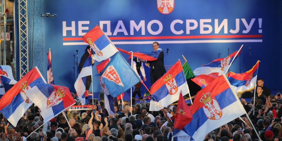 Aleksandar Vučić ih velemajstorski saterao u ćošak: Zahtev blokadera za izborima potez očajnika koji je u mat poziciji!