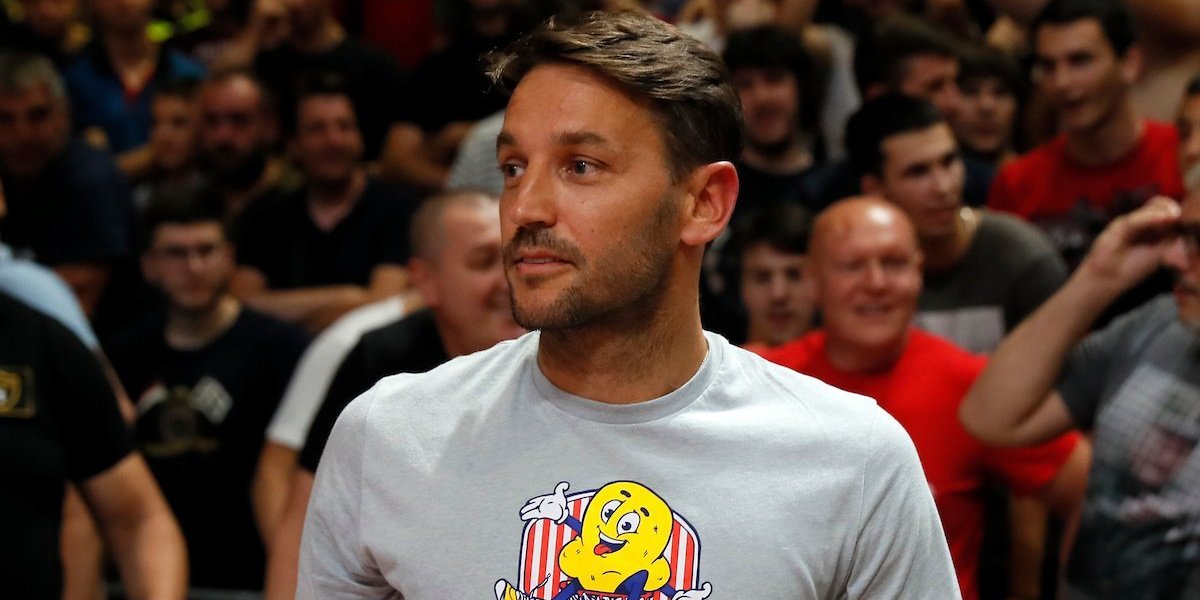 Jednog meseca dobiješ platu, pa posle 4 sledeću... Ljubimac "delija" progovorio