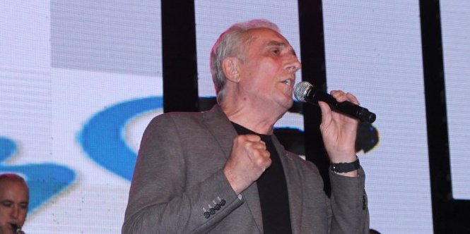 Pevač doživeo moždani udar - sada otkrio sve detalje: "Ko njihov dinar iskoristi, taj odmah umre"