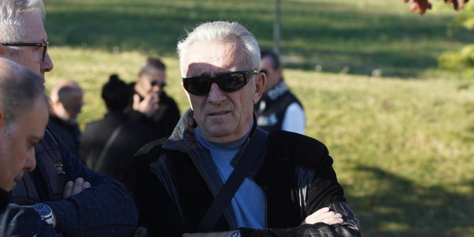 Šekijev brat, kom se žena ubila, frapiran zbog pevačeve izjave: "Možda je bio zbunjen"