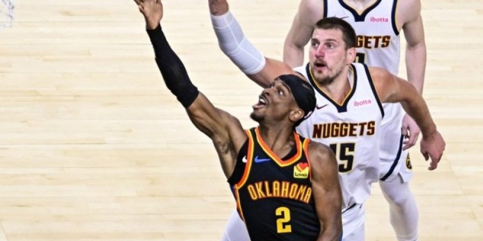 Ovo je smešno, Šej kopirao Jokića - Dobio MVP pa kao Srbin častio roleksom saigrače (VIDEO)