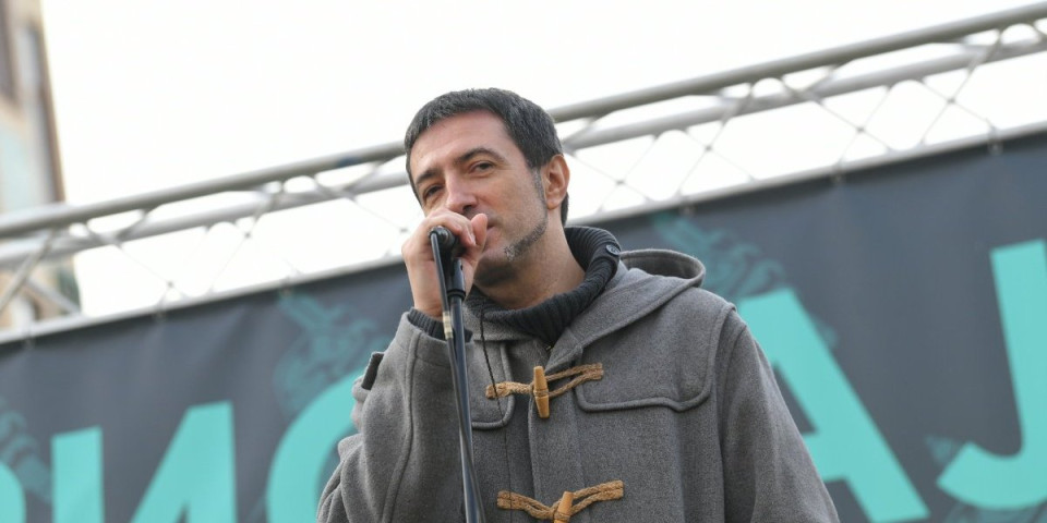 Mama me učlanila u SPS zbog stipendije: Detalji saslušanja profesora Toškovića pred blokaderskom Komisijom