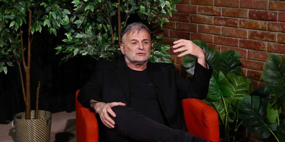 Opasna manipulacija - Lečić: ''Krokodil'' je direktan napad na identitet dece