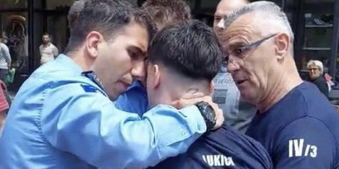 Kurtijev terorista napao srpskog maturanta: Monstrumi udaraju i na decu! (VIDEO)