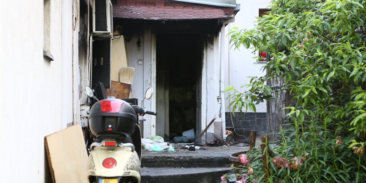 Kuća na Dušanovcu izgorela