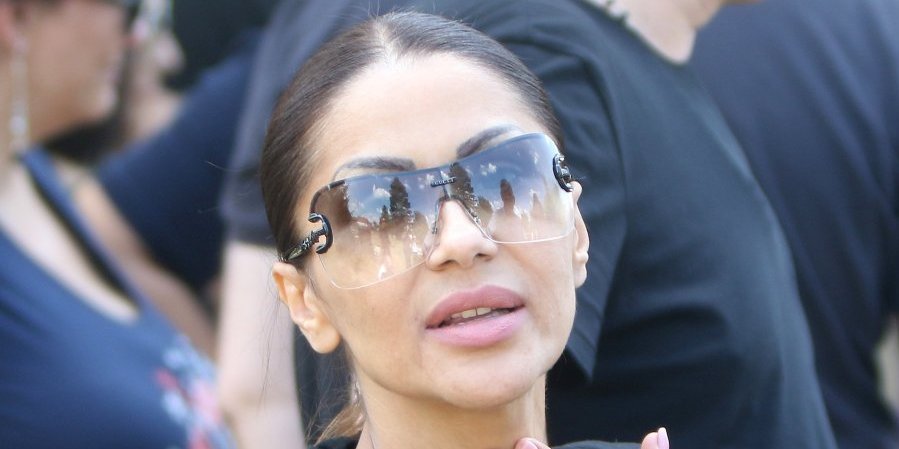 "Ne želim da izgledam kao da sam krala med": Mina Kostić prozvala koleginice zbog estetskih operacija