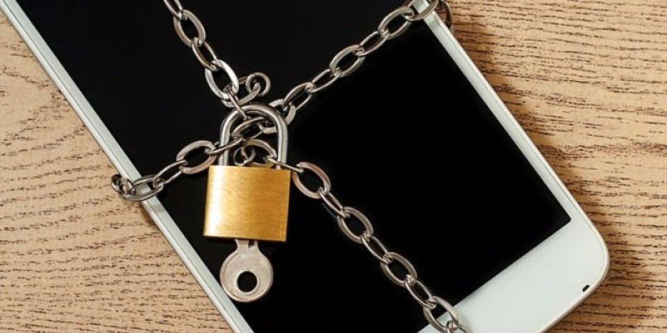 Drama u Japanu: Samo 2 sata dnevno na mobilnom – Posle toga kazna