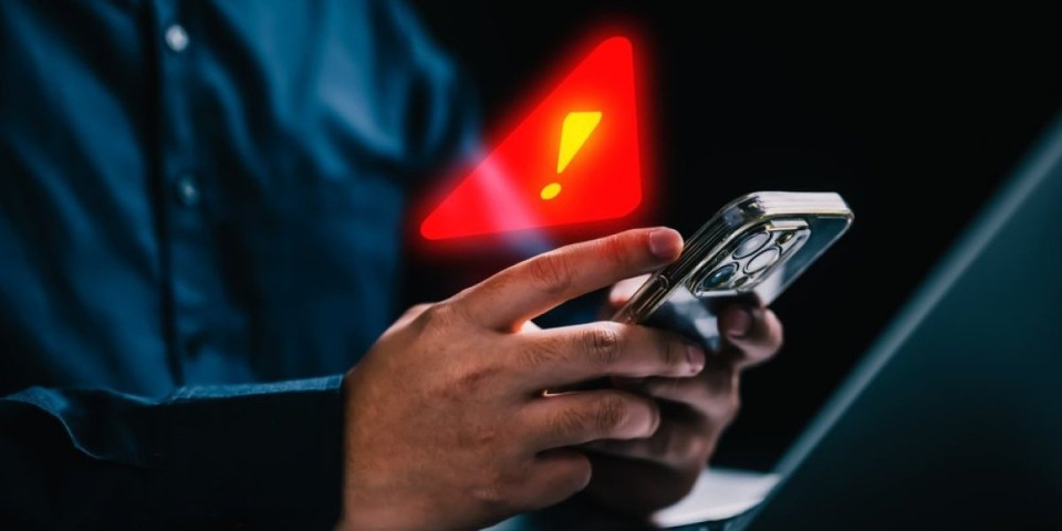 U Srbiji kruže opasne SMS prevare: Ne otvarajte ove poruke ni u ludilu (FOTO)