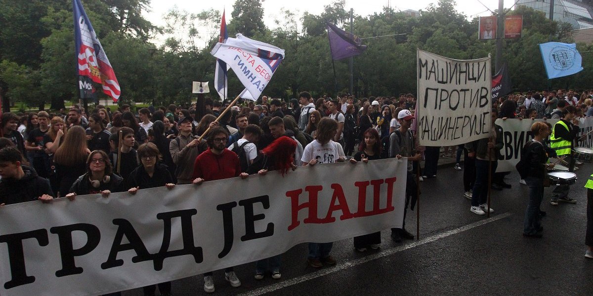 Udarno! Operacija "Atlas" u toku - Blokaderi formirali paravojne jedinice, cilj - krvoproliće na fakultetima (FOTO)