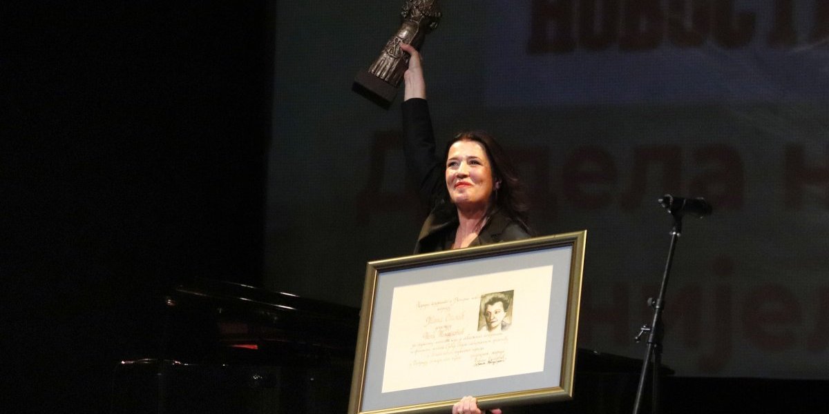 Glumici Neli Mihailović uručena nagrada "Žanka Stokić" (FOTO)