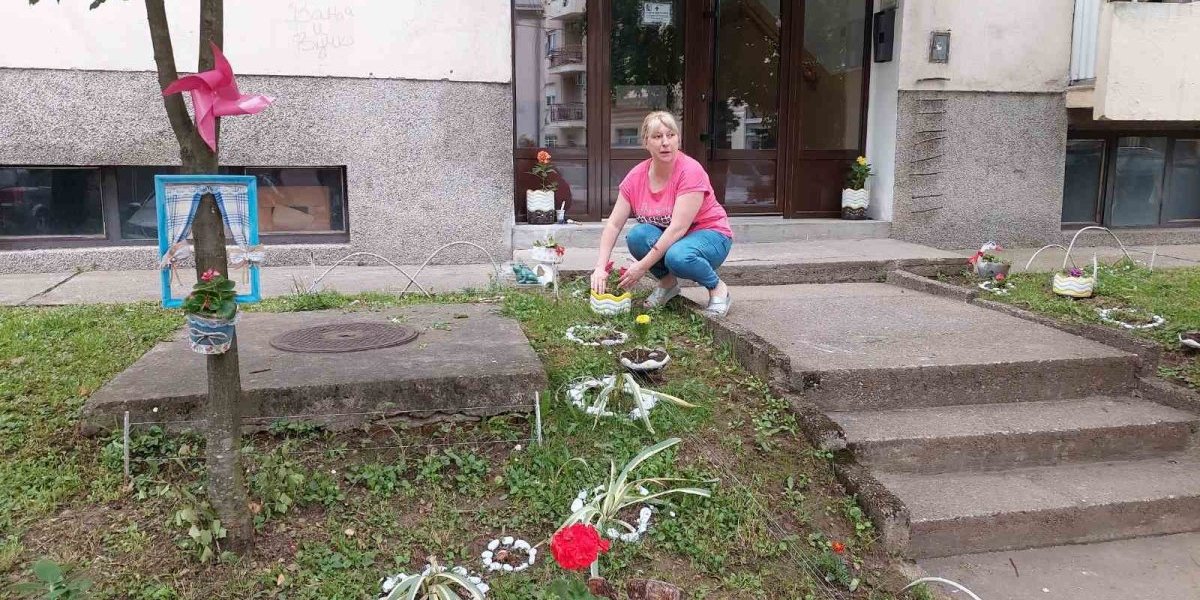 Majka i sin napravili baštu usred grada! (VIDEO)